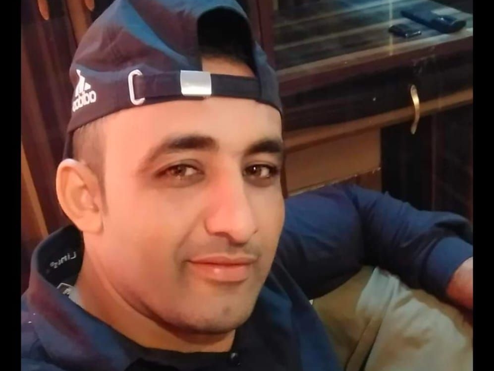 परिजनों के मुताबिक उन्होंने जमीन बेचकर एजेंटों को 25 लाख रुपए भेजे लेकिन 11 दिसंबर की रात को उसकी हत्या कर दी गई। - Dainik Bhaskar